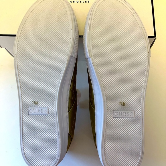 Guess Women’s Loven Sneakers, Gold w White Laceups, Quilted, Size 11 M, NWOT - Picture 8 of 10